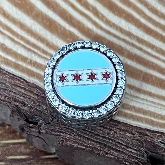 Pandora Chicago City Skyline Charm - Picture 2 of 3